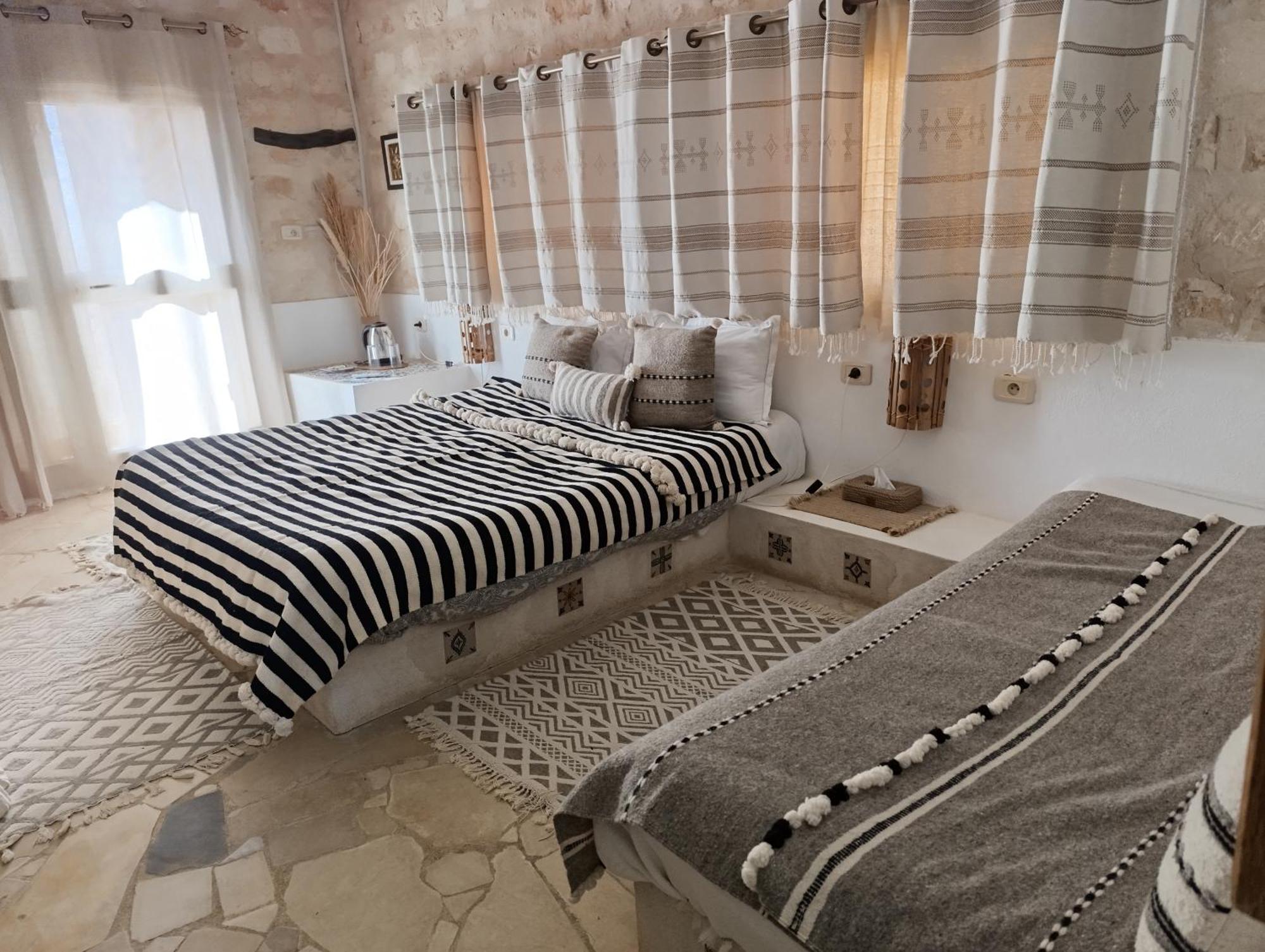 Dar Ayed Tamezret Hotel Tamazrat Buitenkant foto