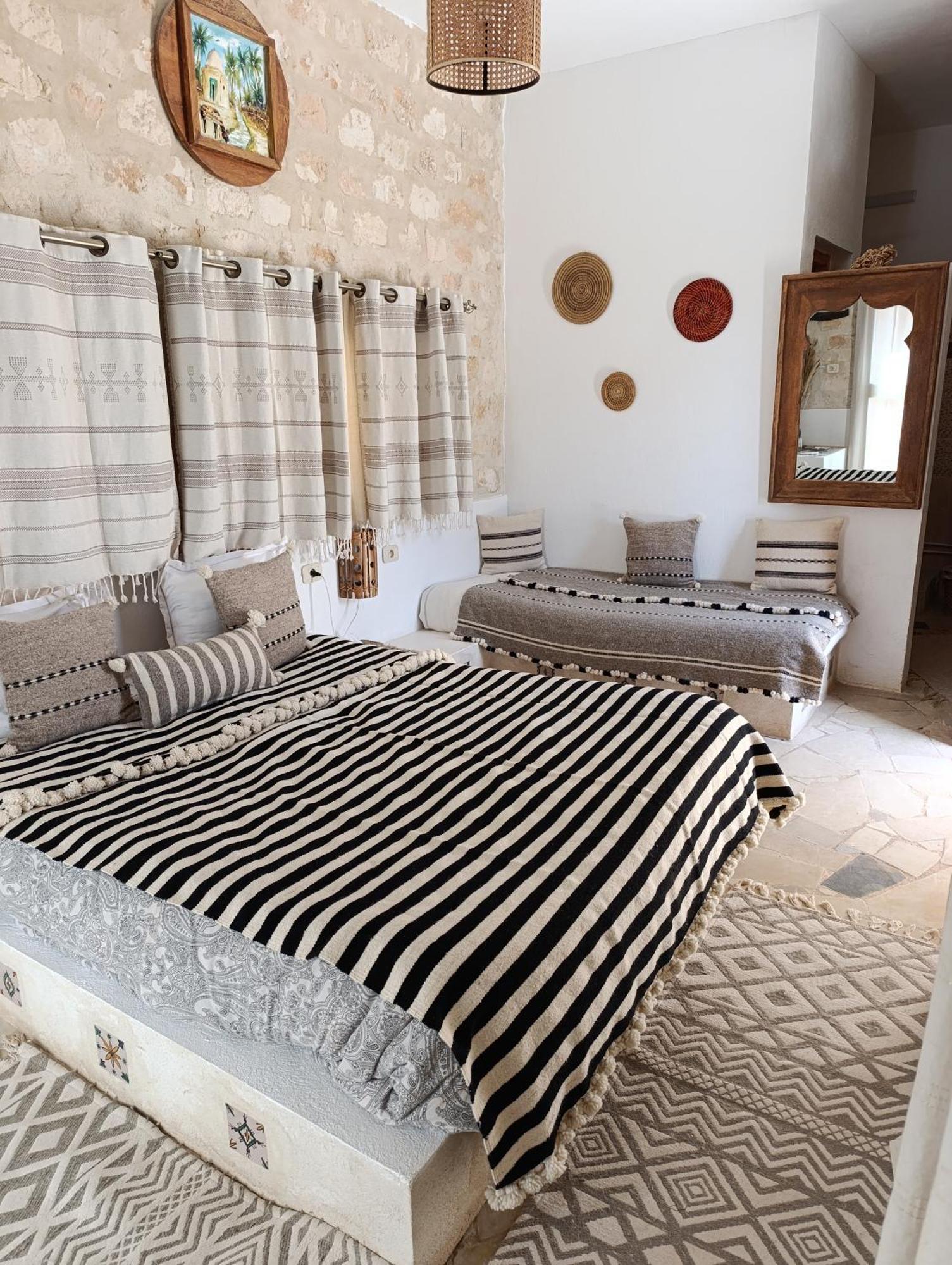 Dar Ayed Tamezret Hotel Tamazrat Buitenkant foto
